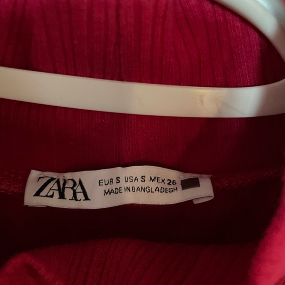 Zara- Mock Neck - Picture 3 of 3